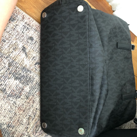 Michael Kors Large Black Grey Tote - Picture 5 of 8